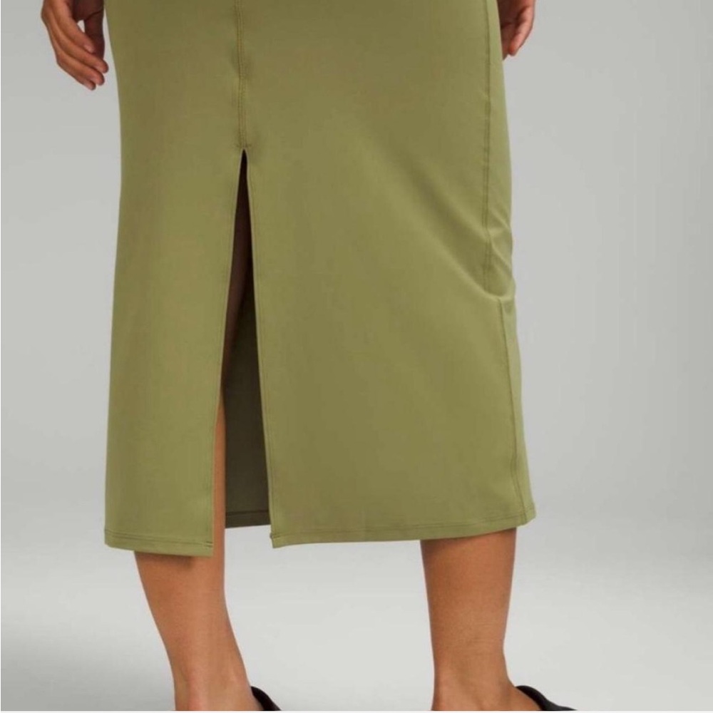 lululemon athletica Avocado Olive Green Sleeveless Midi Dress - Picture 7 of 7